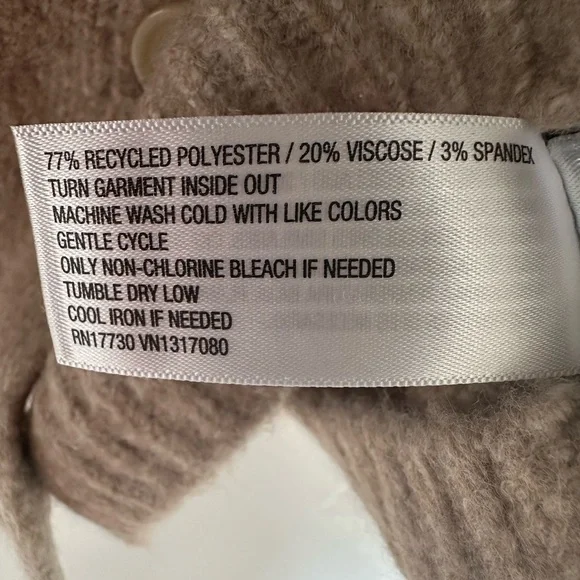 Tan Cardigan Sweater Universal Thread NEW Small - Picture 8 of 9
